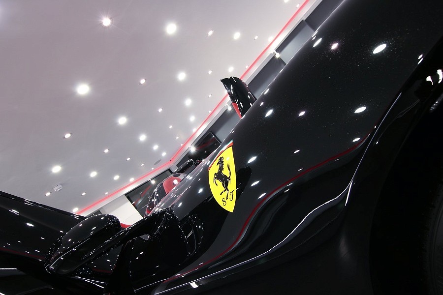 Ferrari Scuderia Shield
