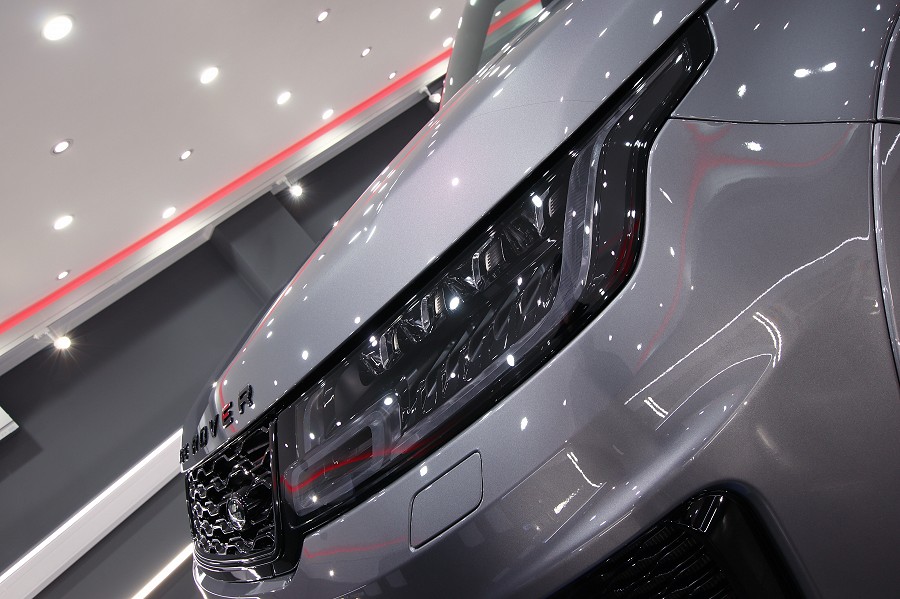 Range Rover Sport SVR Enhancement Detail