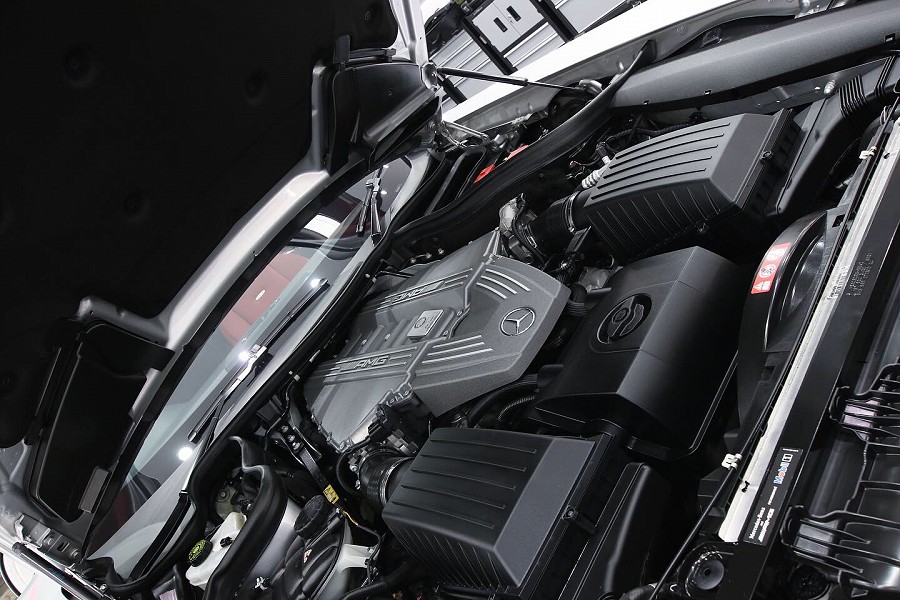 Mercedes SLS AMG Engine Bay Detailing
