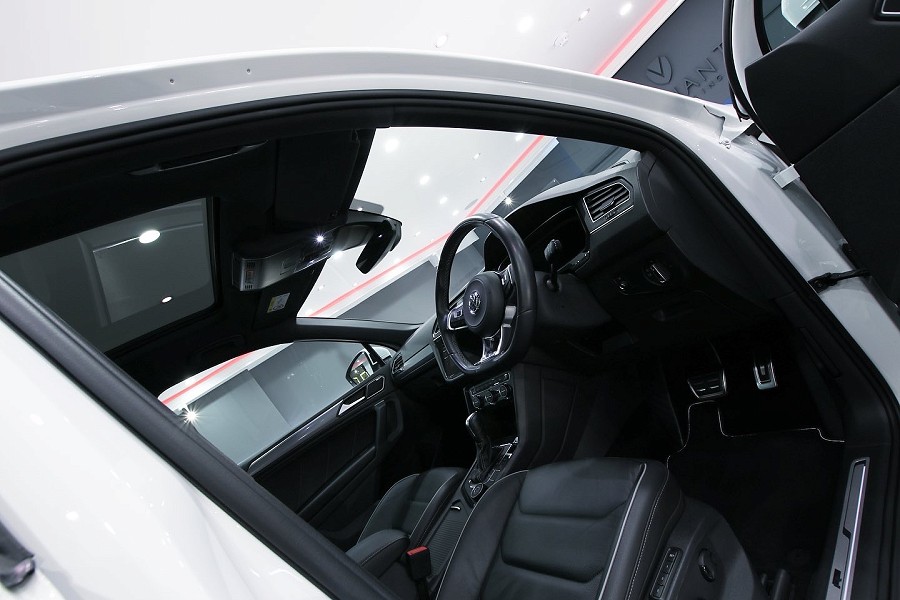 VW Tiguan Interior Detail